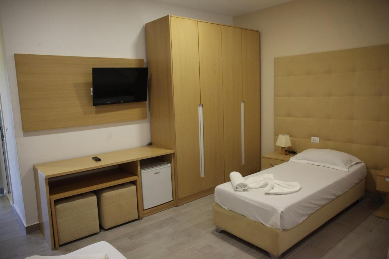 Freskia Resort Velipojë Екстериор снимка